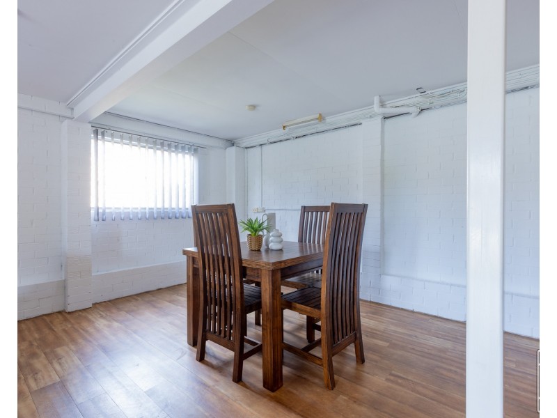 1 Ara Street, Camp Hill QLD 4152