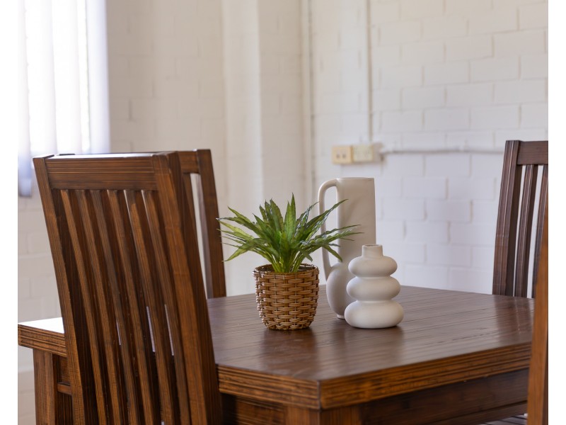 1 Ara Street, Camp Hill QLD 4152