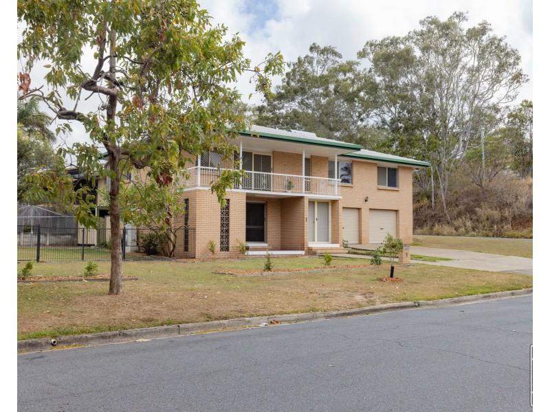 1 Ara Street, Camp Hill QLD 4152