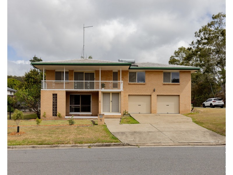 1 Ara Street, Camp Hill QLD 4152