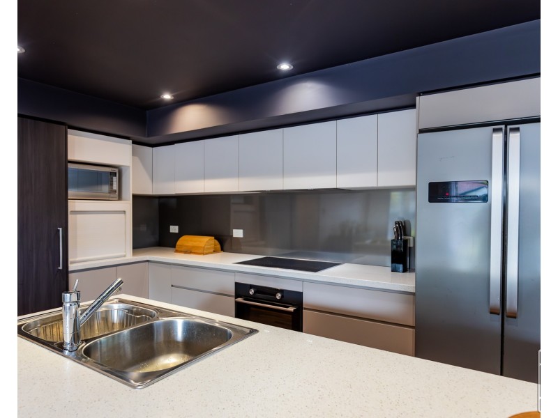 4 Fortrose Street, Kenmore QLD 4069