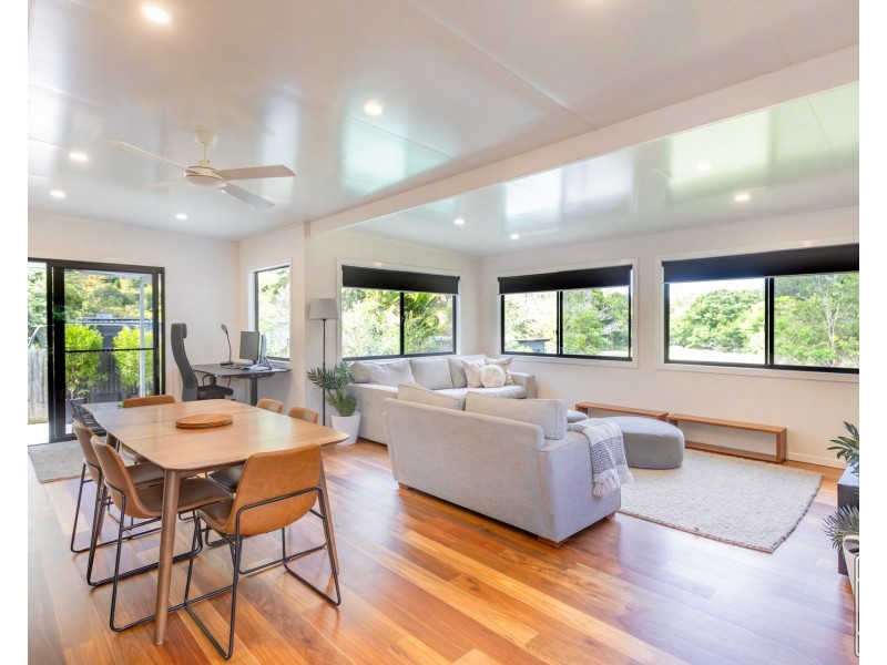 4 Fortrose Street, Kenmore QLD 4069