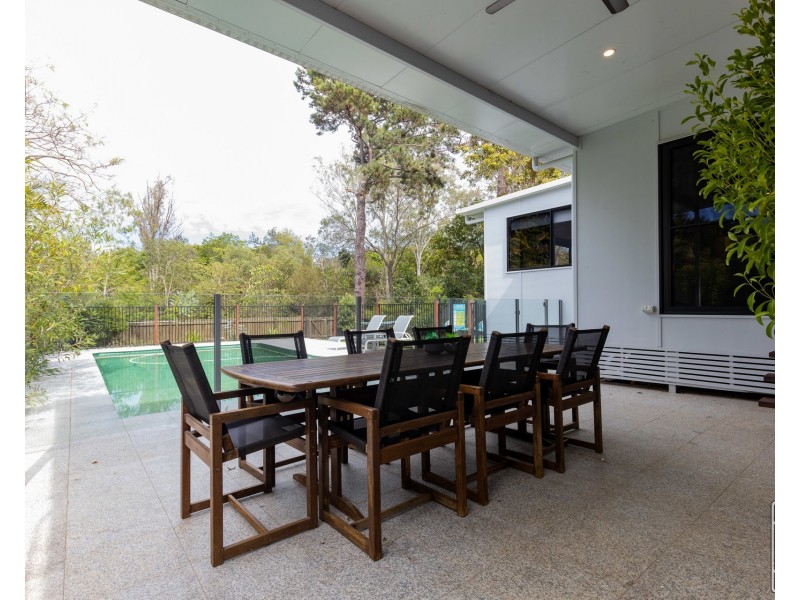 4 Fortrose Street, Kenmore QLD 4069
