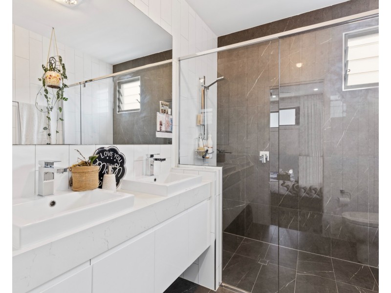 3/38 Broomfield Street, Taringa QLD 4068