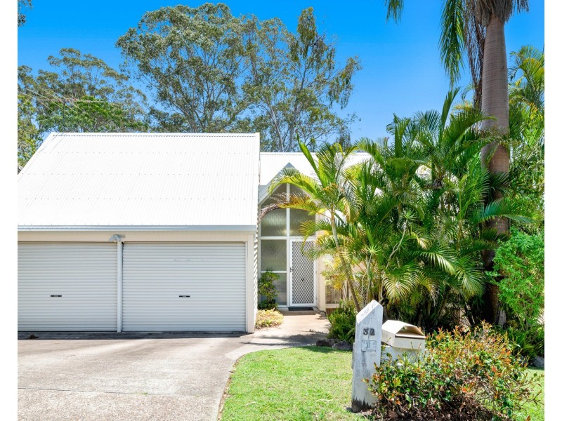 32 Mirbelia Street, Kenmore Hills QLD 4069