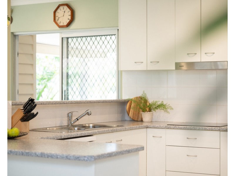 32 Mirbelia Street, Kenmore Hills QLD 4069