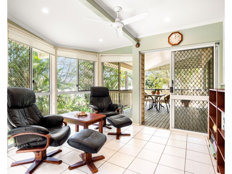 32 Mirbelia Street, Kenmore Hills QLD 4069