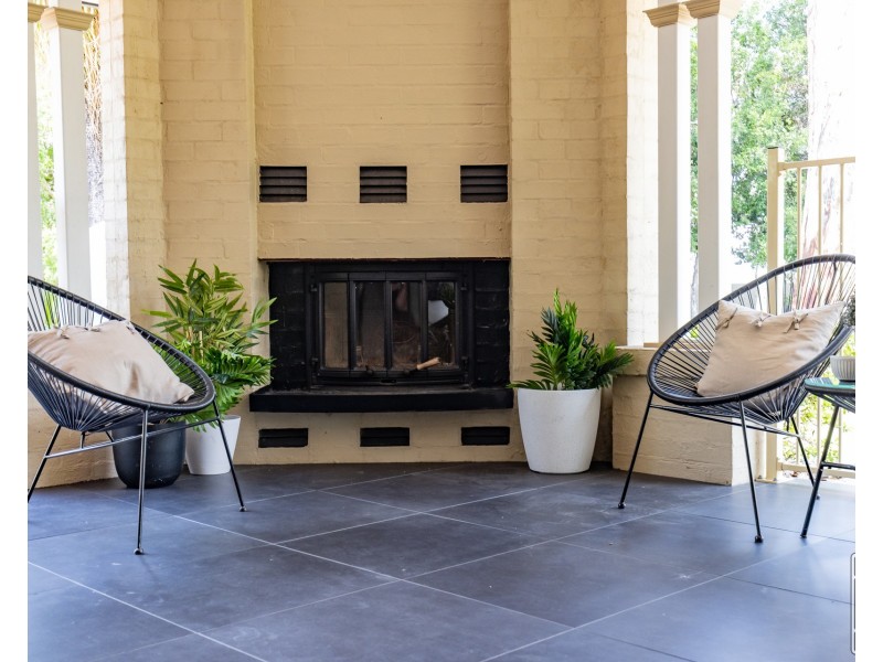 228 Sugars Road, Anstead QLD 4070