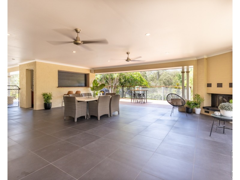 228 Sugars Road, Anstead QLD 4070