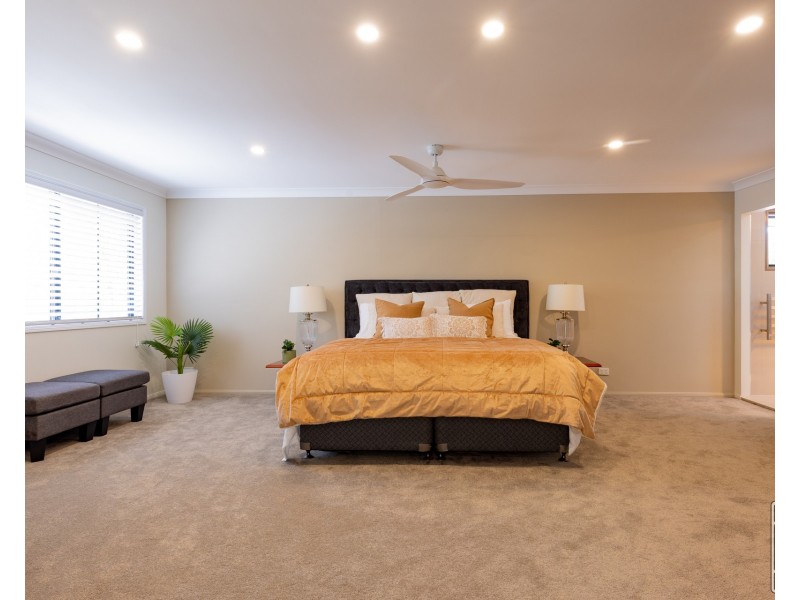 228 Sugars Road, Anstead QLD 4070