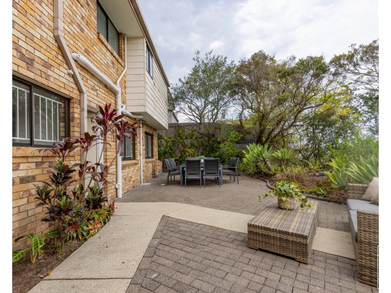 52 Nicholson Street, Greenslopes QLD 4120