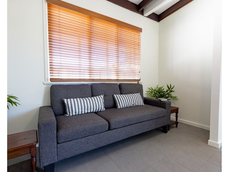 26 Cromarty Street, Kenmore QLD 4069