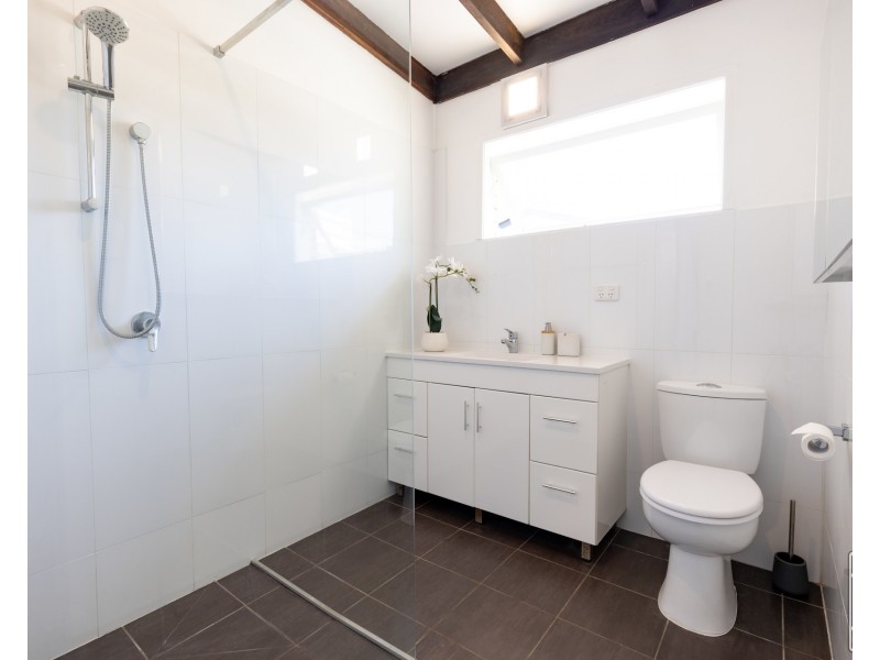 26 Cromarty Street, Kenmore QLD 4069