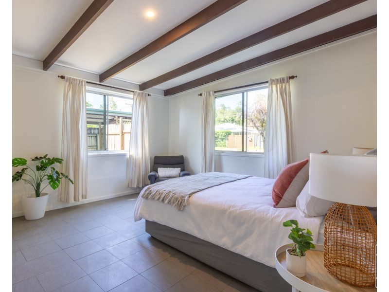 26 Cromarty Street, Kenmore QLD 4069