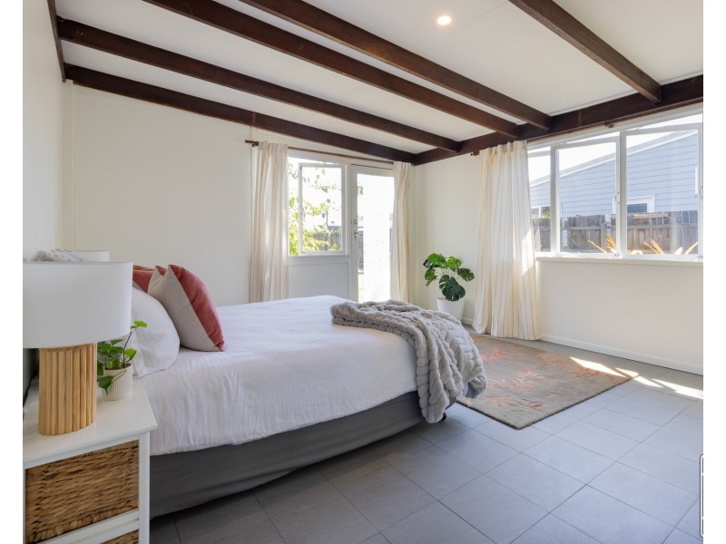 26 Cromarty Street, Kenmore QLD 4069