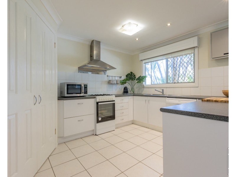 3 Magnolia Street, Daisy Hill QLD 4127