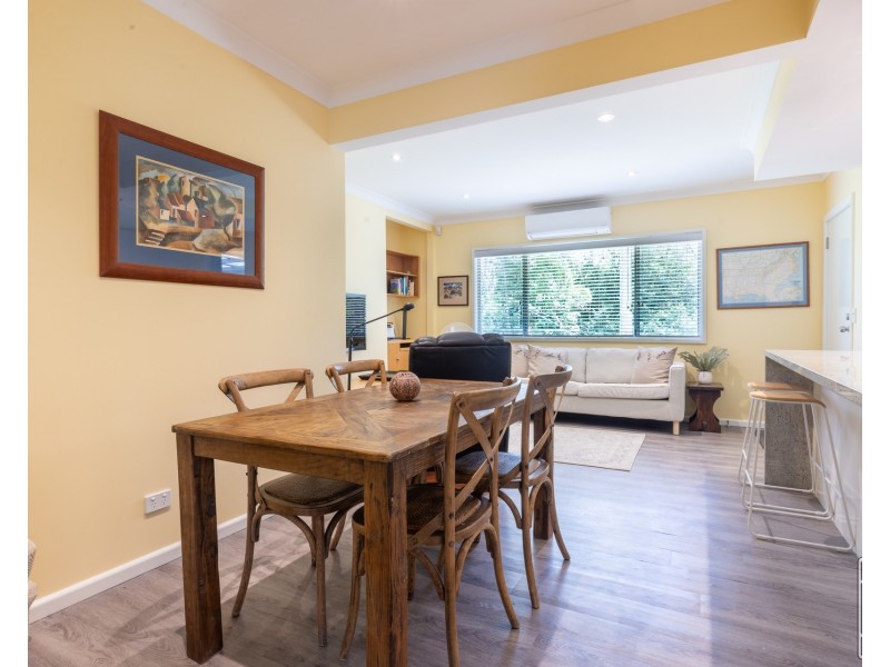 8 Fortrose Street, Kenmore QLD 4069