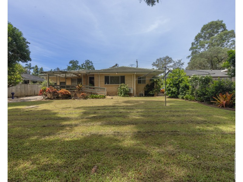 8 Fortrose Street, Kenmore QLD 4069