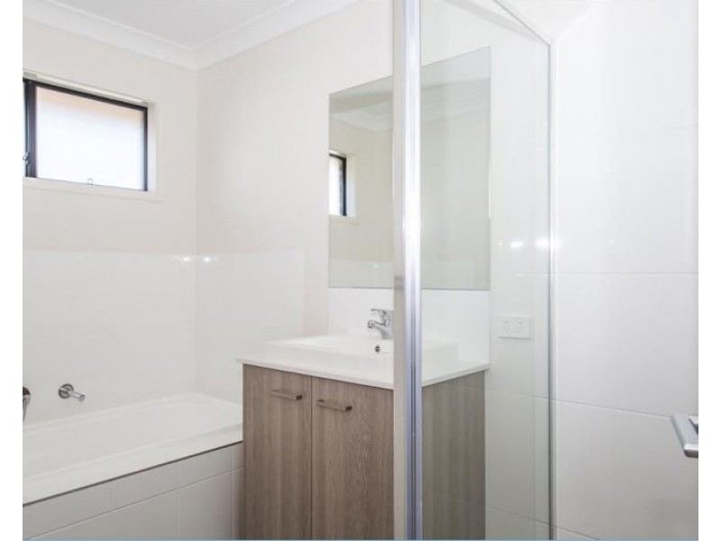 69 Canopus Street, Bridgeman Downs QLD 4035