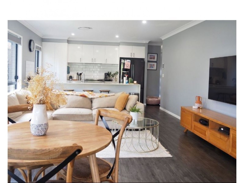 27 Bellestar Street, Griffin QLD 4503