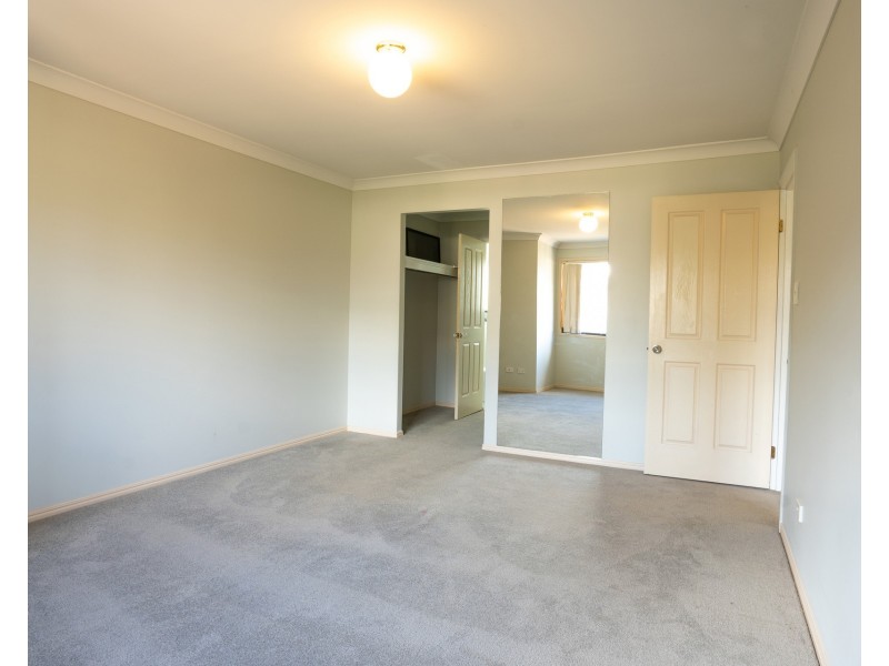 3/50 Endeavour Street, Mount Ommaney QLD 4074