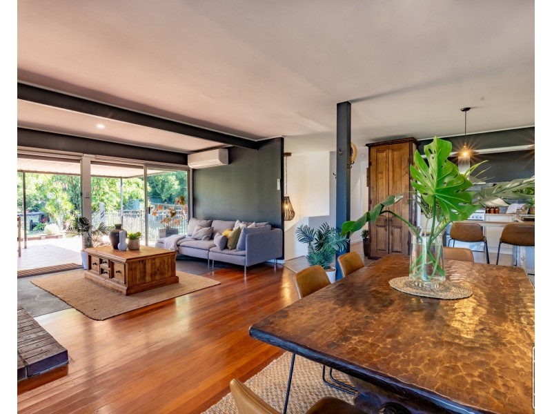 11 Luss Street, Moggill QLD 4070