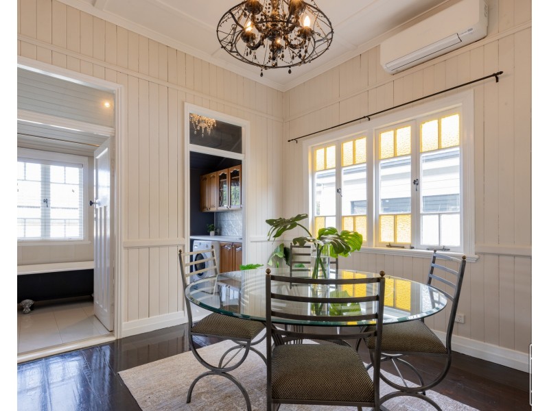 65 Cedar Street, Greenslopes QLD 4120