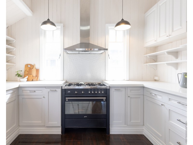 65 Cedar Street, Greenslopes QLD 4120