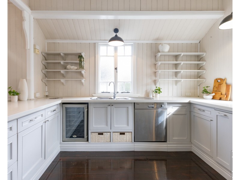 65 Cedar Street, Greenslopes QLD 4120