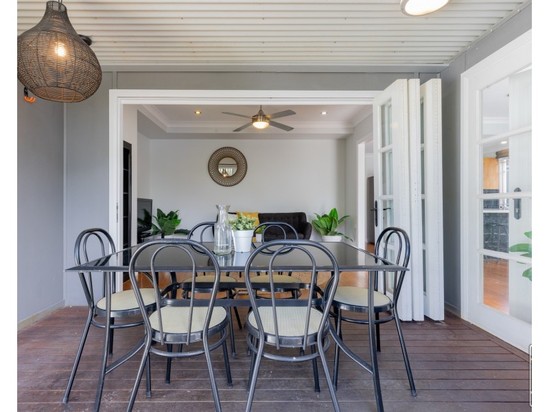 65 Cedar Street, Greenslopes QLD 4120