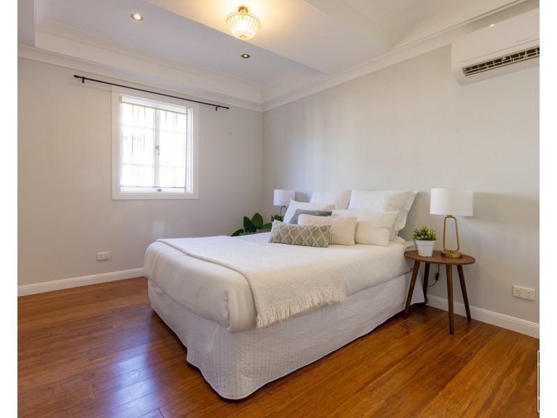 65 Cedar Street, Greenslopes QLD 4120