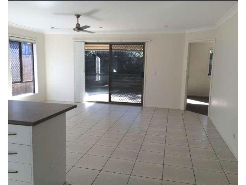 32 Huntley Crescent, Redbank Plains QLD 4301