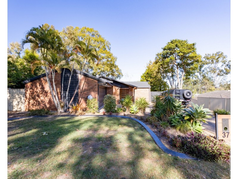 37 Bundoora Drive, Karana Downs QLD 4306