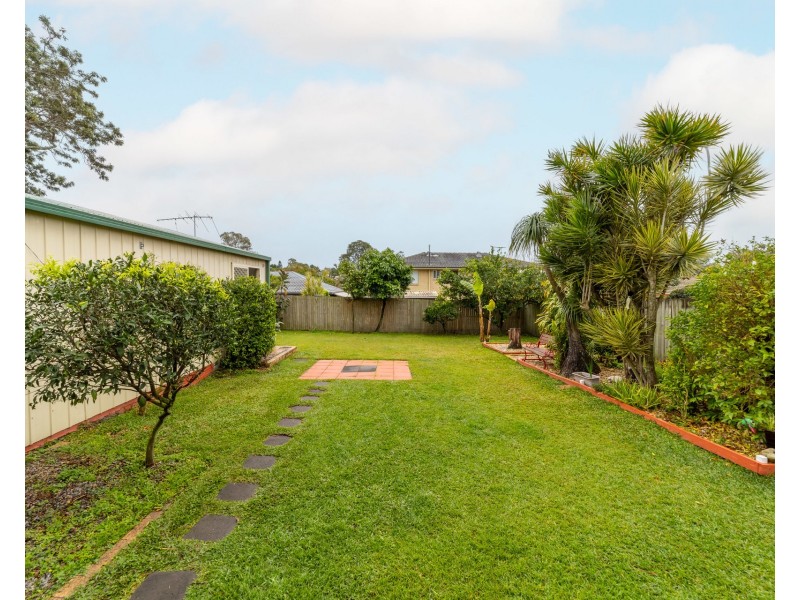 303 Preston Road, Wynnum West QLD 4178