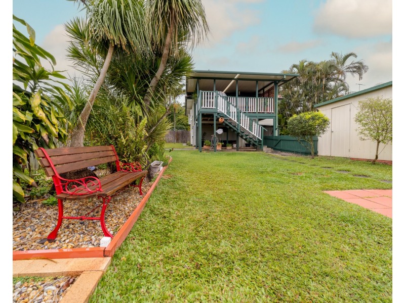 303 Preston Road, Wynnum West QLD 4178