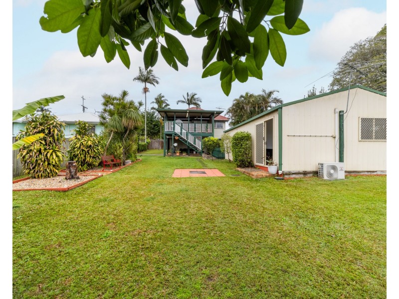 303 Preston Road, Wynnum West QLD 4178