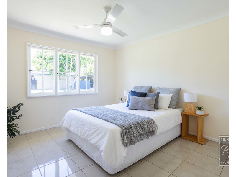 85 Kilkivan Avenue, Kenmore QLD 4069