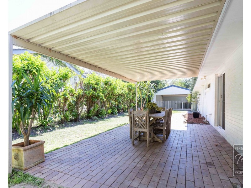 85 Kilkivan Avenue, Kenmore QLD 4069