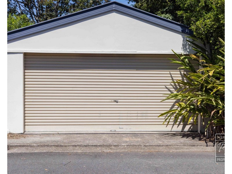 85 Kilkivan Avenue, Kenmore QLD 4069