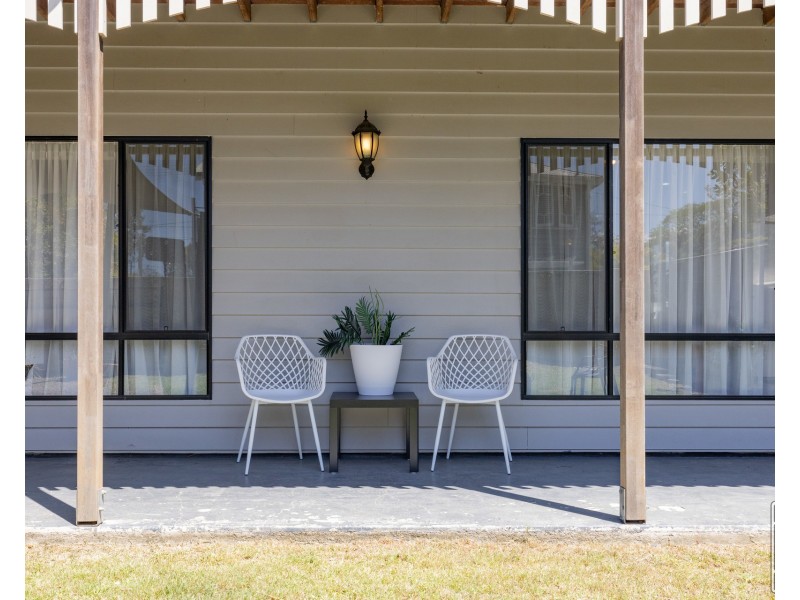 10 Syntax Street, Sadliers Crossing QLD 4305