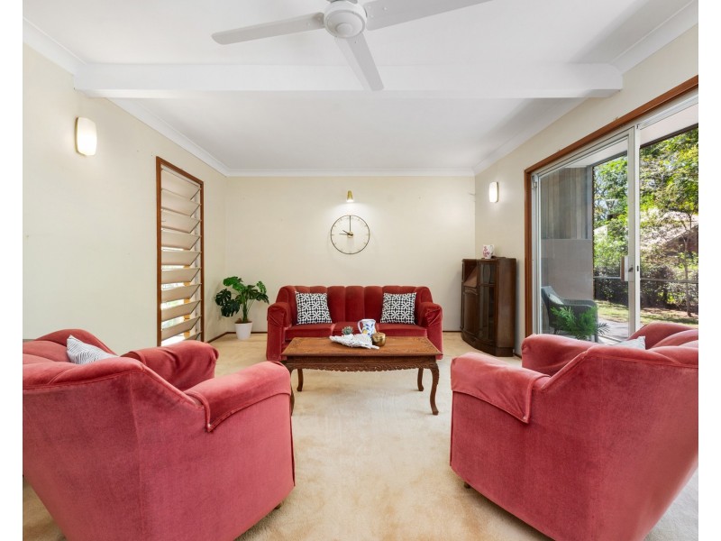 203 Rafting Ground Road, Kenmore Hills QLD 4069