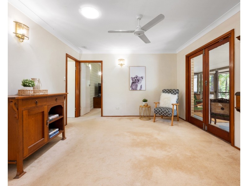 203 Rafting Ground Road, Kenmore Hills QLD 4069