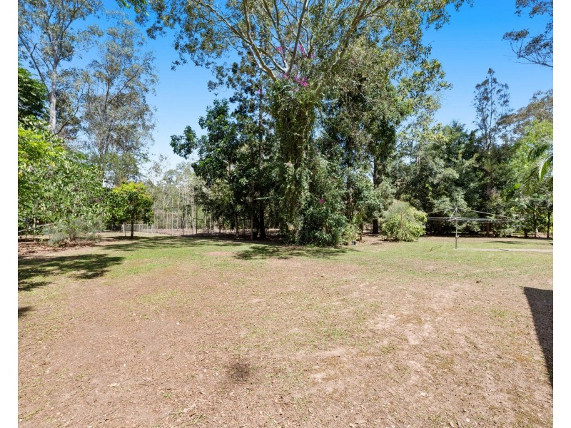 203 Rafting Ground Road, Kenmore Hills QLD 4069