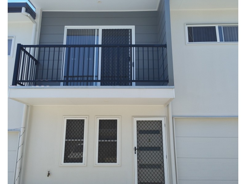 2/22 Alexandra Street, Booval QLD 4304