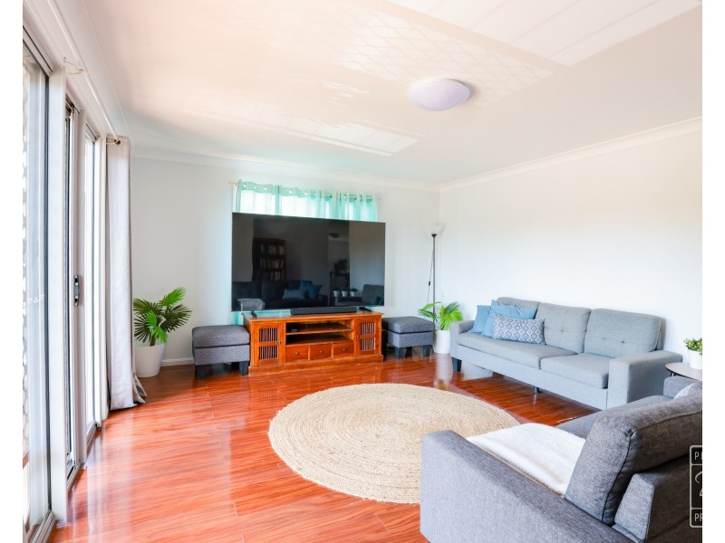 16 Heathwood Place, Collingwood Park QLD 4301