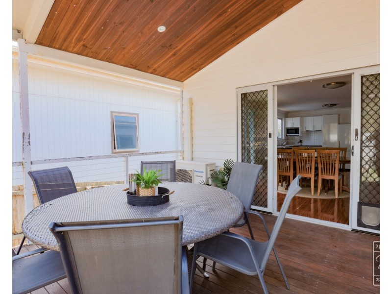16 Heathwood Place, Collingwood Park QLD 4301