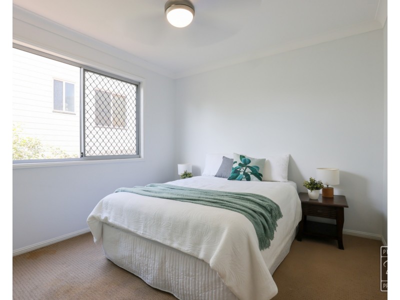 16 Heathwood Place, Collingwood Park QLD 4301