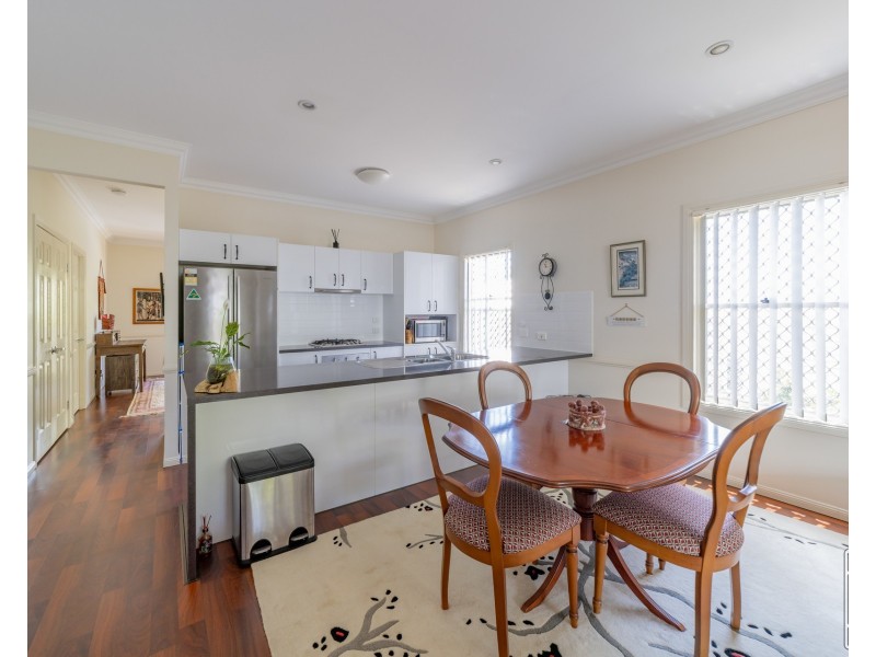 32 Honeypot Avenue, Springfield Lakes QLD 4300