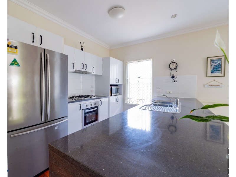 32 Honeypot Avenue, Springfield Lakes QLD 4300