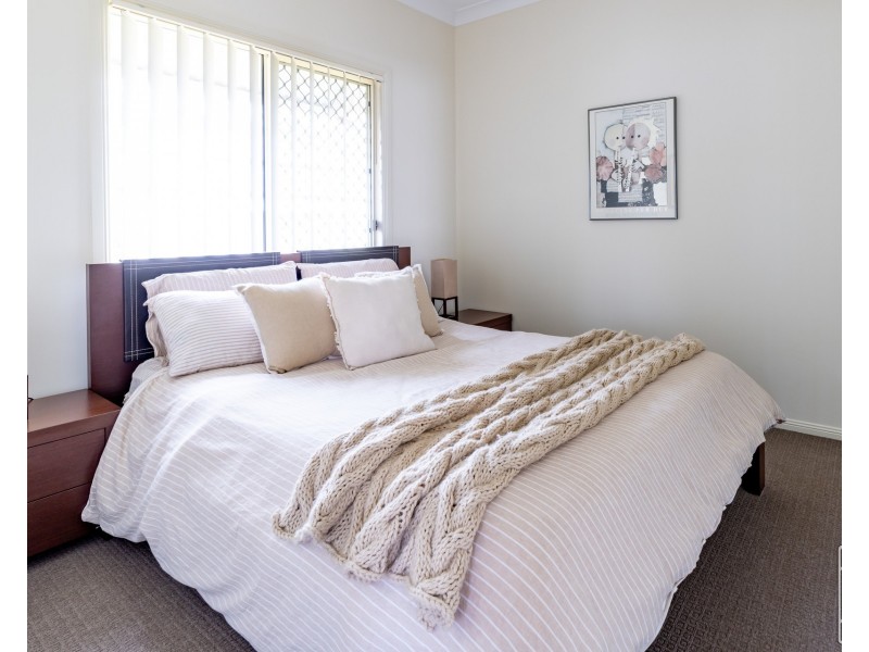 32 Honeypot Avenue, Springfield Lakes QLD 4300